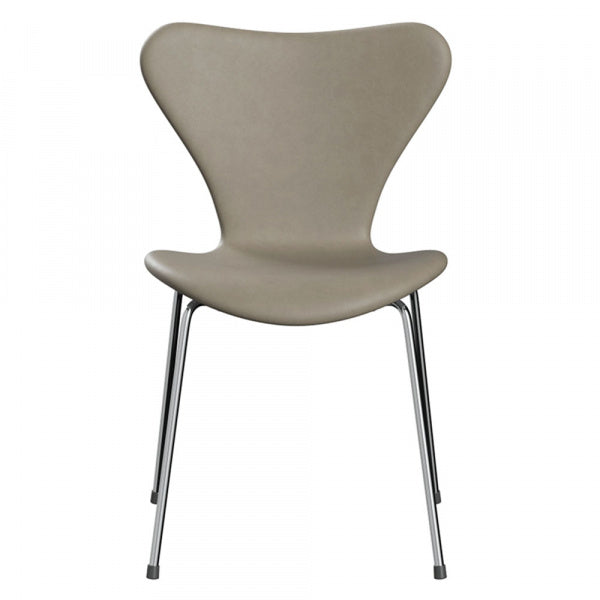 Seven Chair 3107 Fully padded, essential leather light grey, chrome legs