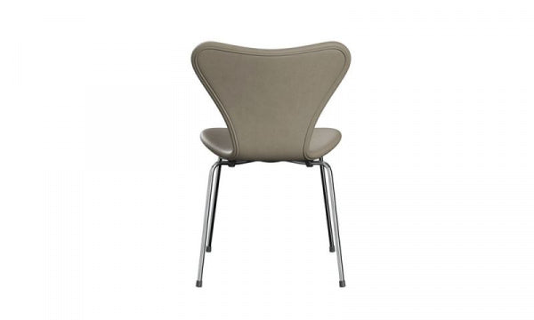 Seven Chair 3107 Fully padded, essential leather light grey, chrome legs