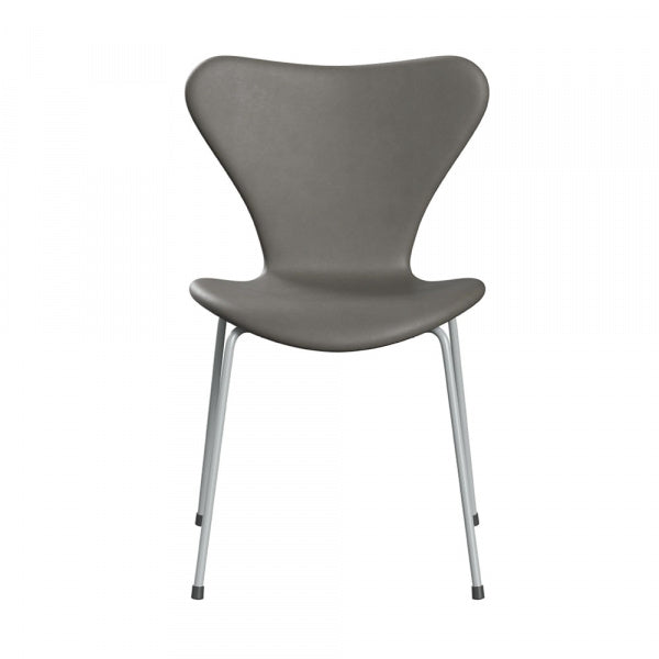 Seven Chair 3107 Fully Upholstered Essential Leather Lava