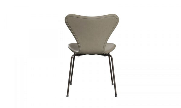 Seven Chair 3107 Fully padded Essential leather light grey with brown bronze legs