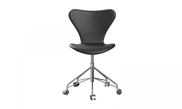 Seven Chair 3117 Fully padded Essential Leather Black with castors