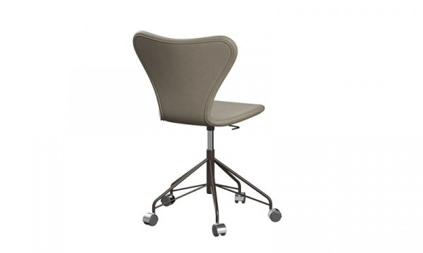 Seven Chair 3117 Fully Upholstered Essential Leather Light Grey with Casters