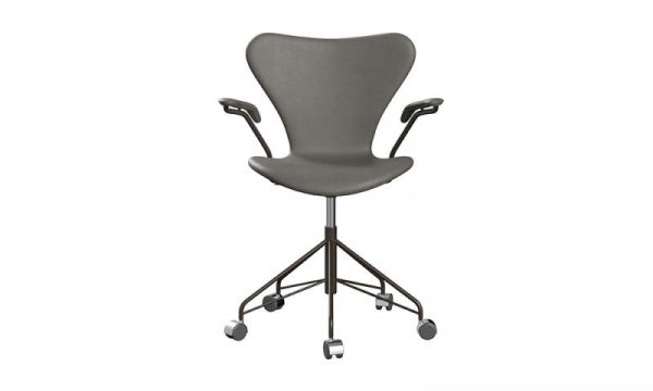 Seven Chair 3217, Fully Upholstered, Essential Leather, Lava, with Arm Casters