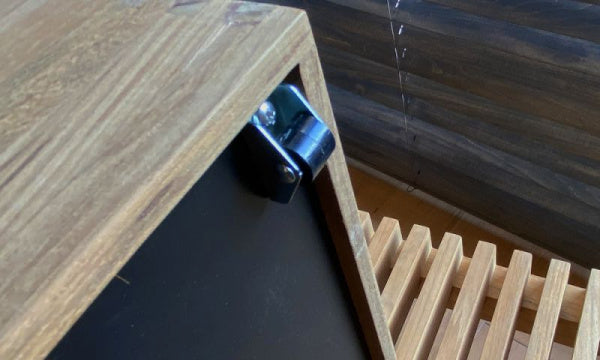 Cutter Box High Cheek
