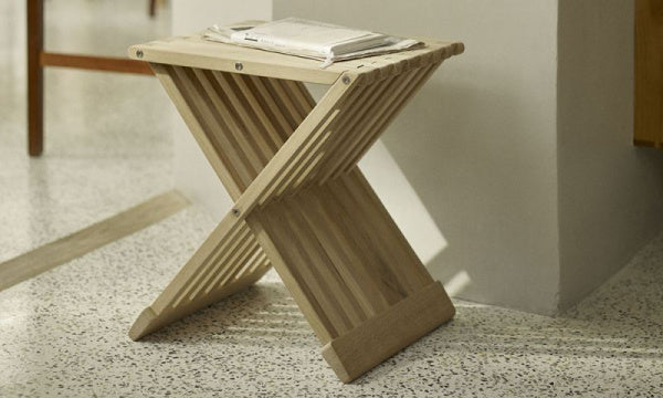 Fionia stool oak