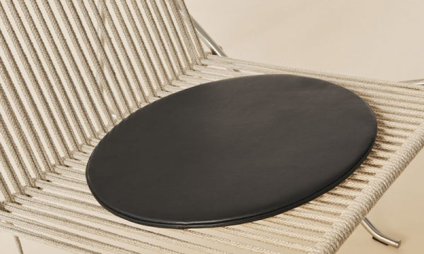 PK4 ST Hemp Rope Natural Seat Cushion with Leather and Black Powder Coat Finish