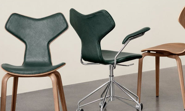 GRAND PRIX Chair, Walnut with Front Padding, Pure Leather Green, and Wood Legs
