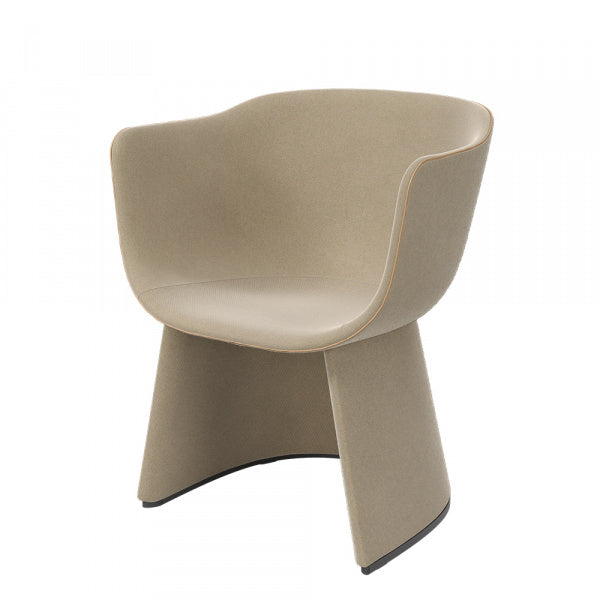 MONOLIT Lounge Chair CM231 Designer Selection Leather Piping x QUAY466590-0351