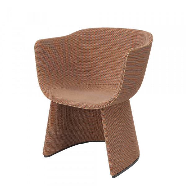 MONOLIT Lounge Chair CM231 Designer Selection Leather Piping x SERPENTINE438