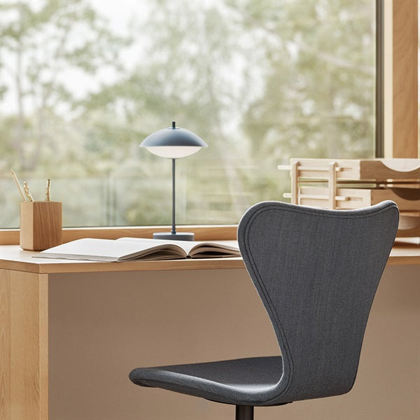 CLAM Portable Lamp Dusk Blue