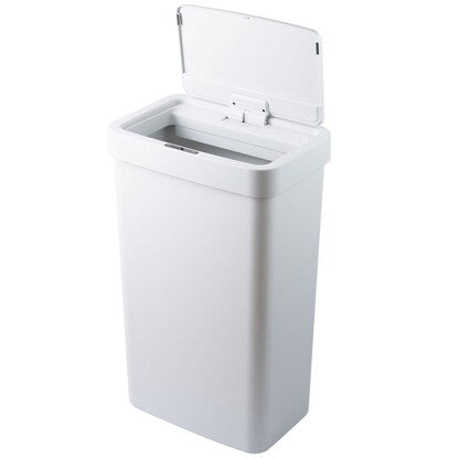 Sensor-operated opening and closing trash can (50L 6226 WH)