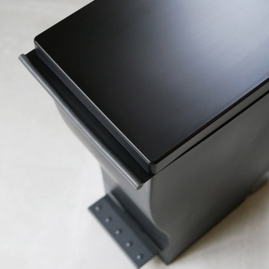 kcud #30 Black