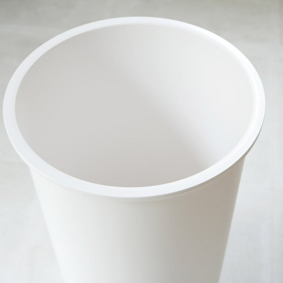 kcud Round Pale White