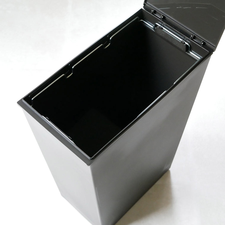 kcud Simple Slim Black