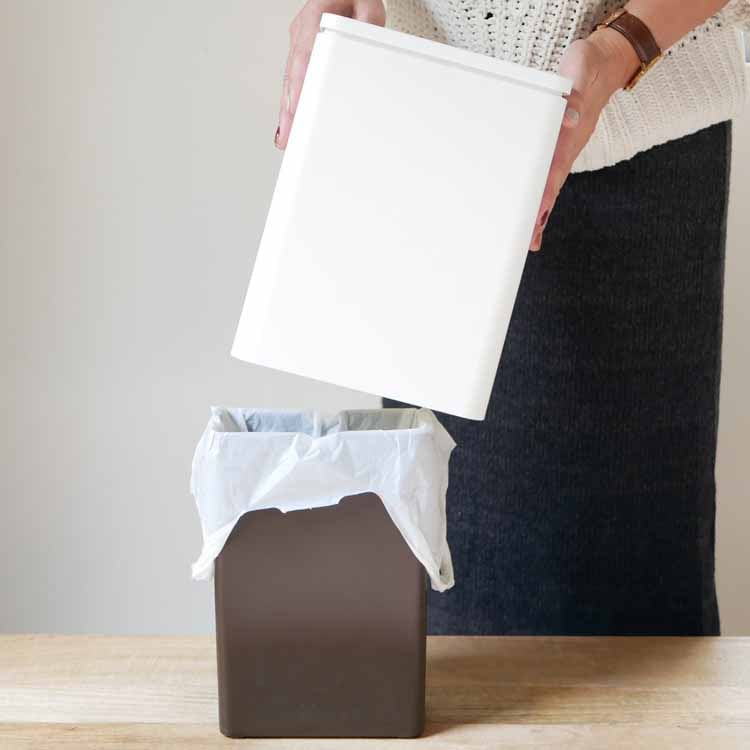 Tubelor Medium Flap Sealed Sanitary Trash Can, White