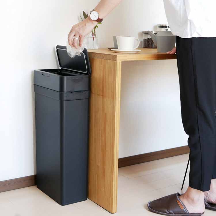 Seals 25 Airtight Dustbin, Black
