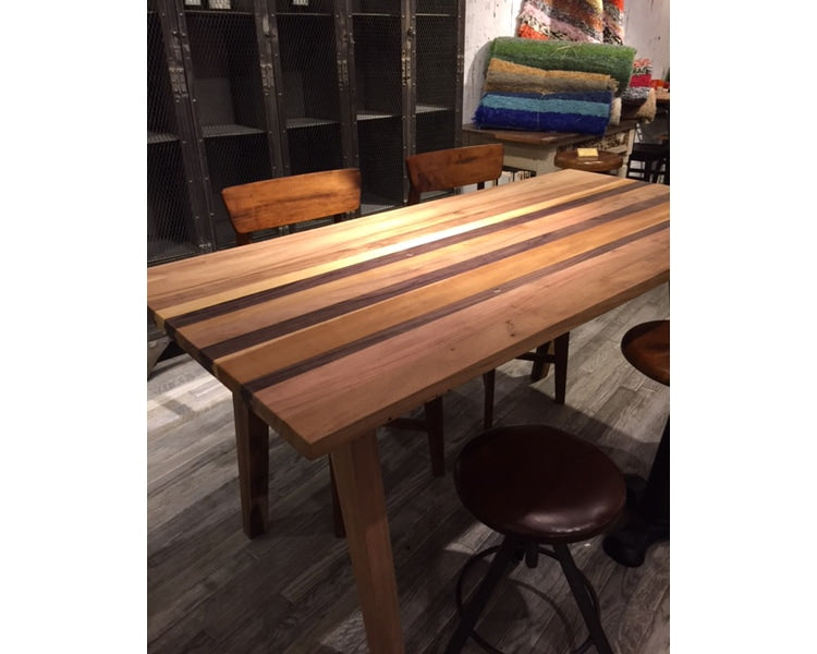 BROOKLYN DINING TABLE Brooklyn dining table