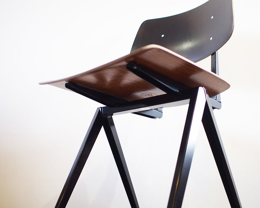 S.16 Chair Black ガルファニタス ブラック