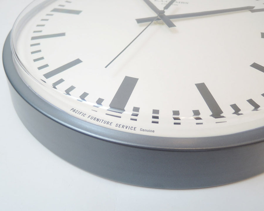 E.A. COMBS WALL CLOCK Bar E.A. 棒指標