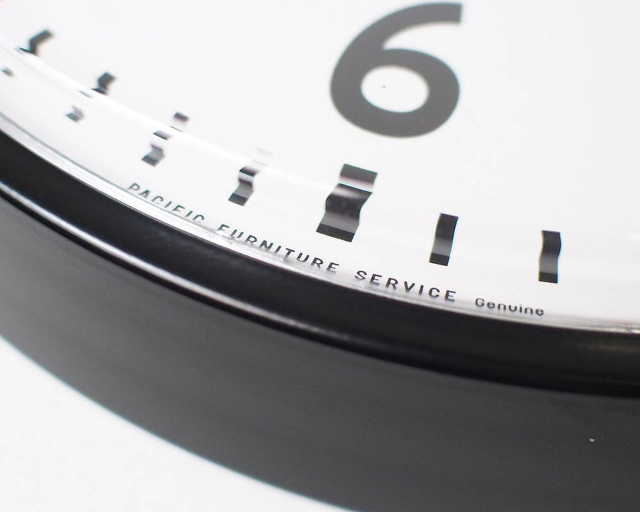 E.A. COMBS WALL CLOCK Arabic-A E.A. 数字指標A