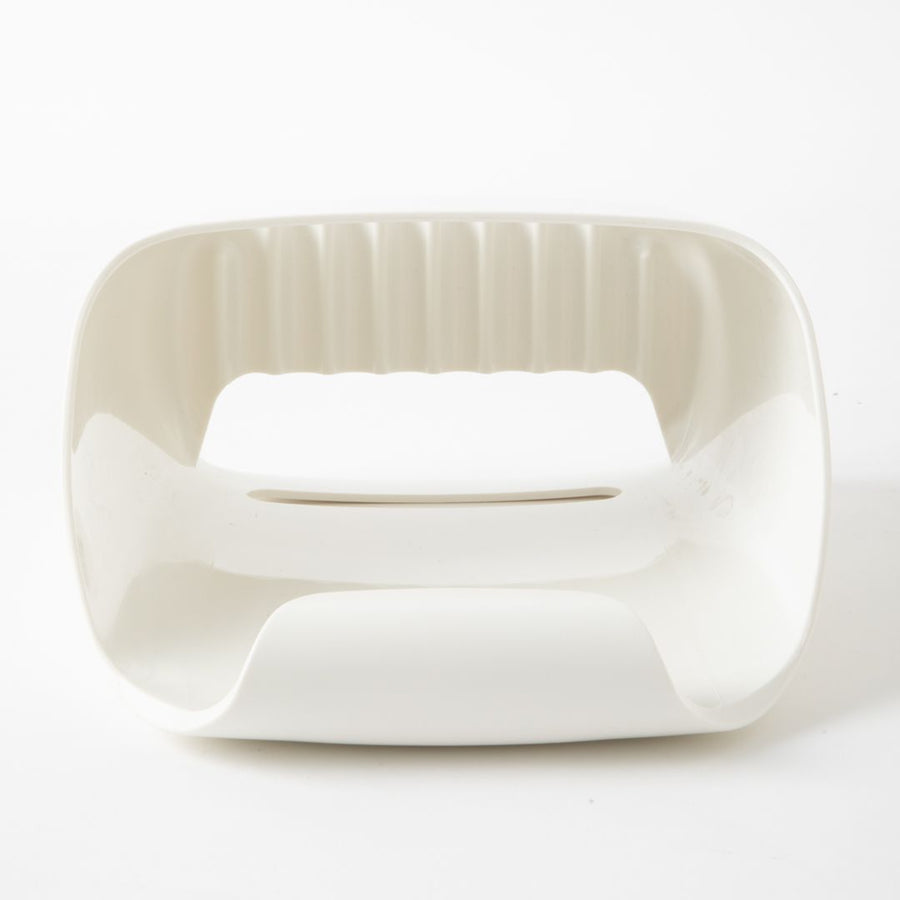 Towel bar basket, white