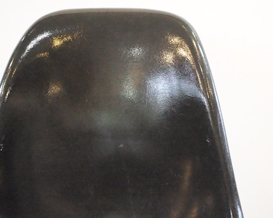Eames side shell chair チャコール