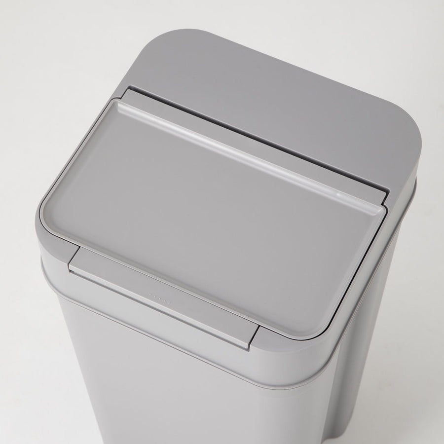 Seals 45 Airtight Dustbin, Gray