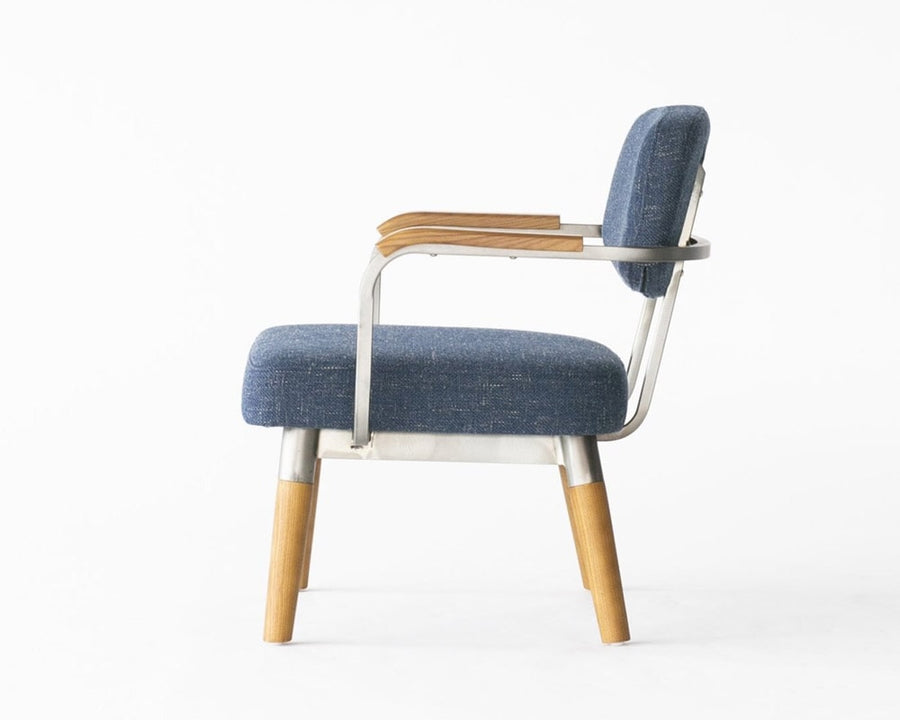 STRAND LOUNGE CHAIR
