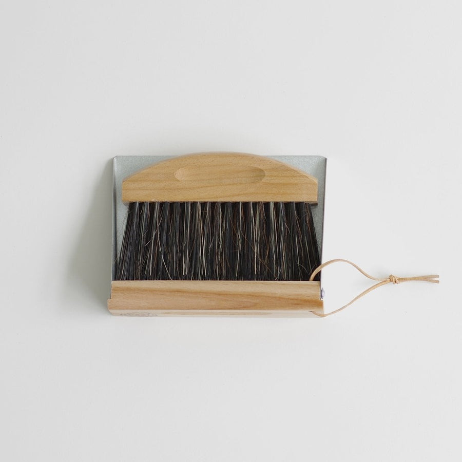 table brush set