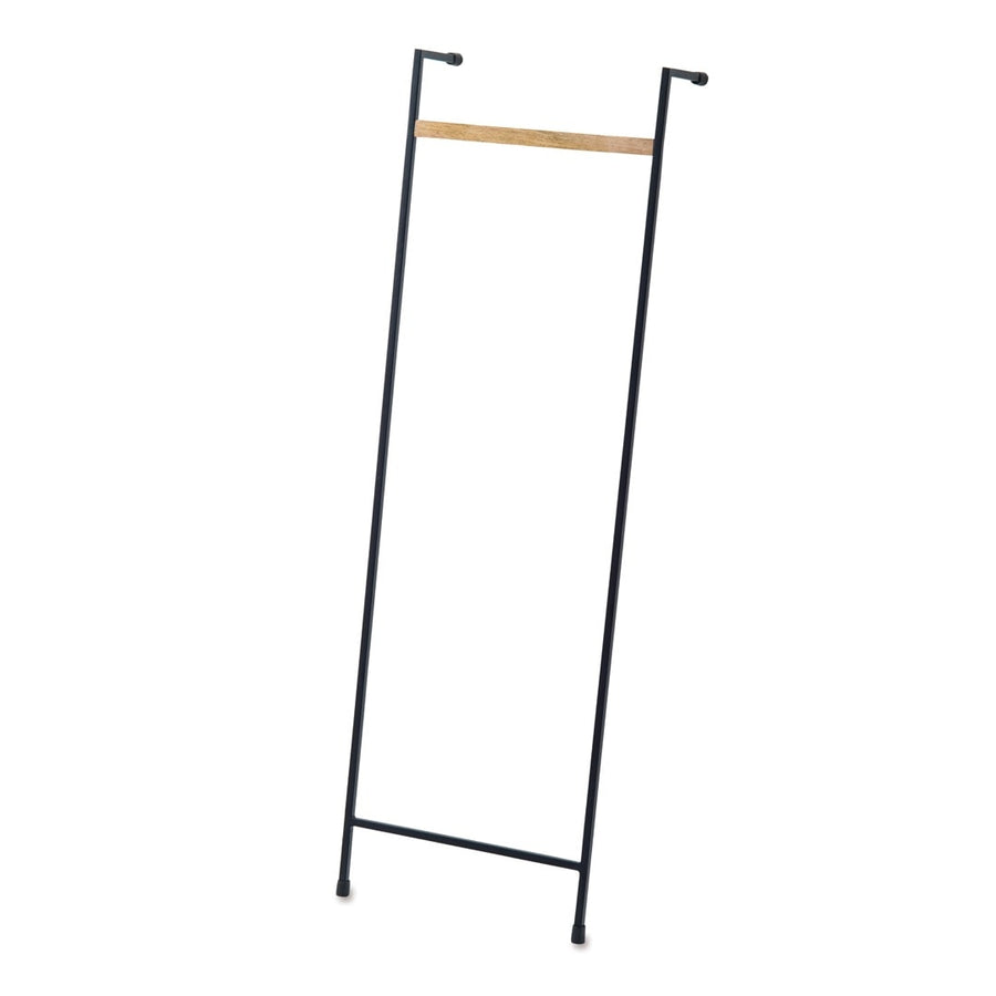 Wall hanger