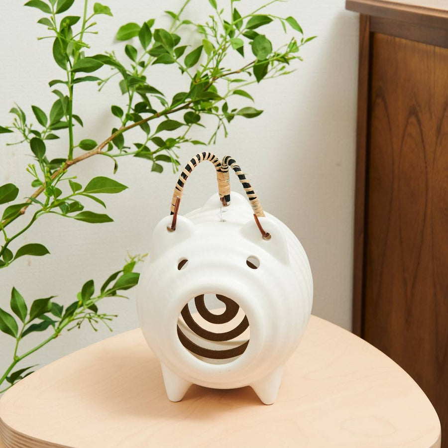 蚊やりブタ
