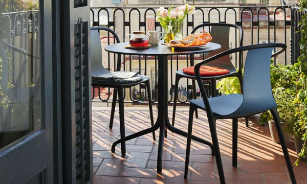 Belleville Table ラウンド アウトドア用 φ79.6cm ブラック×ディープブラック