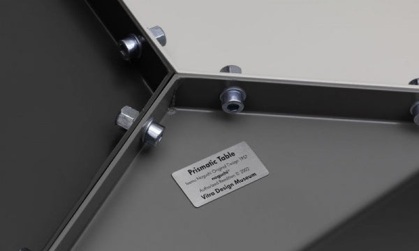Prismatic Table グレー スリートーン