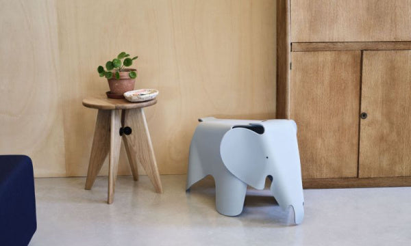Eames Elephant Ice Gray