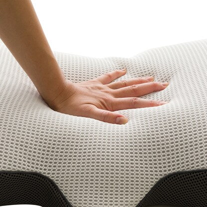 3D pillow that supports you like you're floating (P2201)