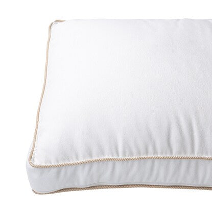 Premium hotel style pillow with feathers (N Hotel 3D Premium)