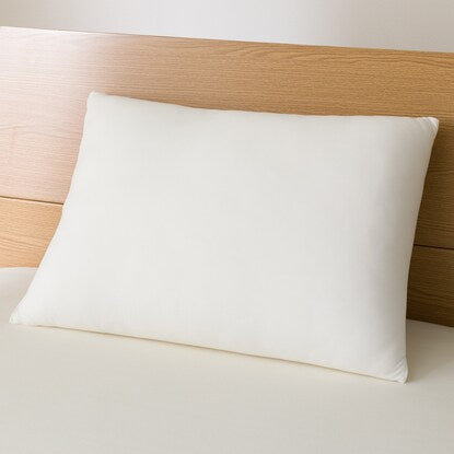 Marshmallow touch soft and fluffy pillow (P2209)