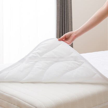 Moisture-absorbing, quick-drying, antibacterial mattress protector, single (B2305 S)