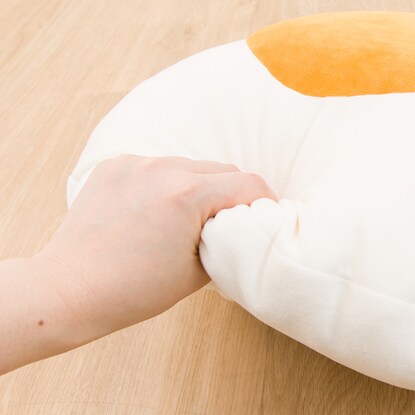 Soft and chewy cushion "Medamayaki" (MM01)