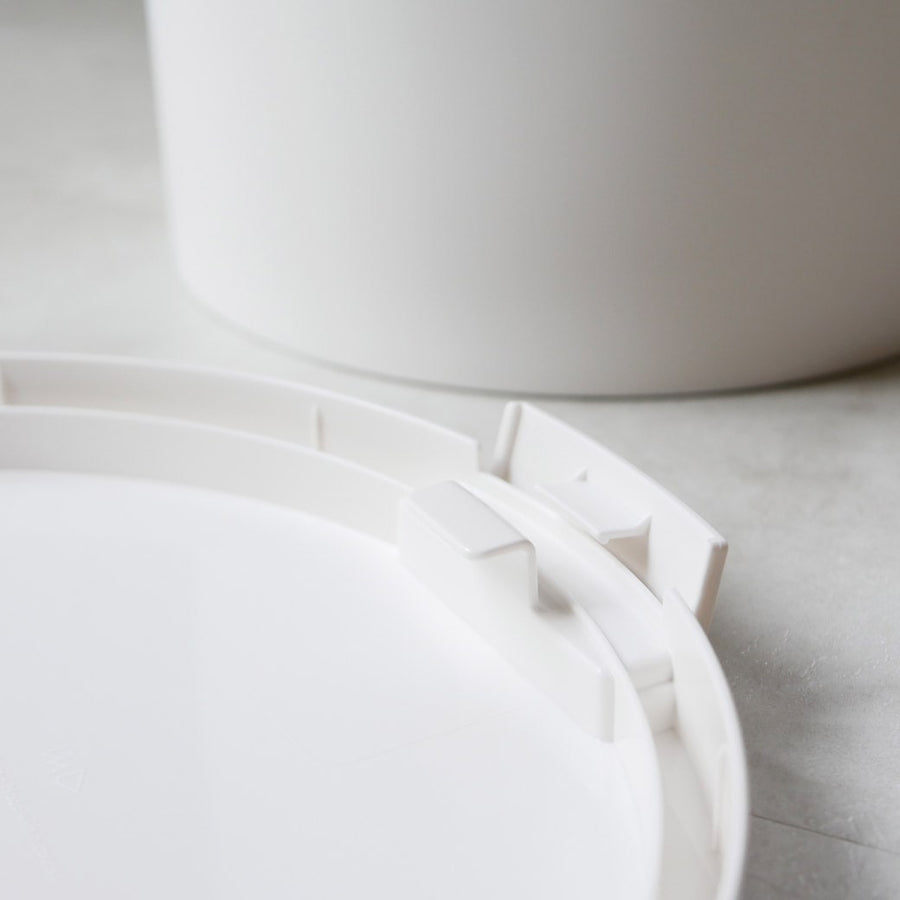 kcud Round Pale White