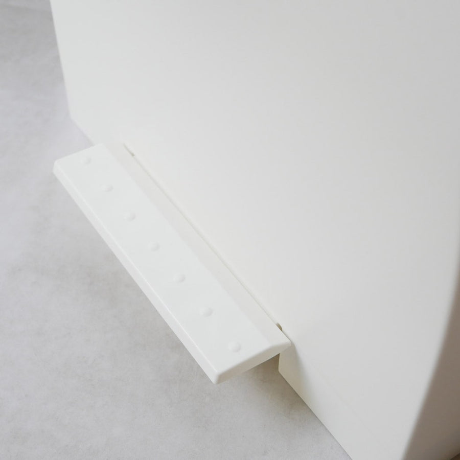 kcud Wide Pedal Pail, White