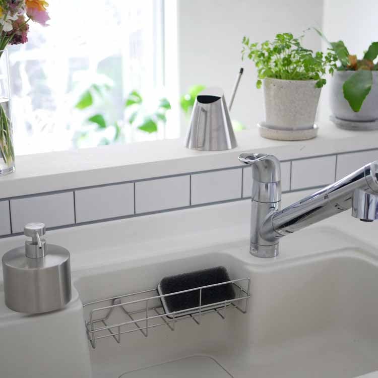 STAINLESS STEEL SOAP DISPENSER