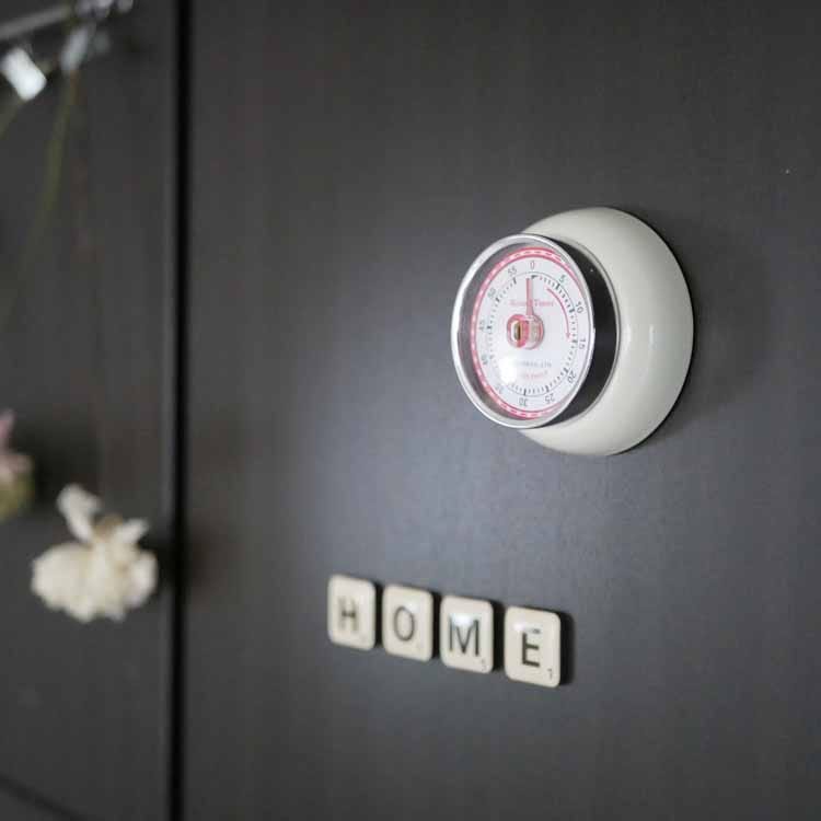KITCHEN TIMER WITH MAGNET アイボリー