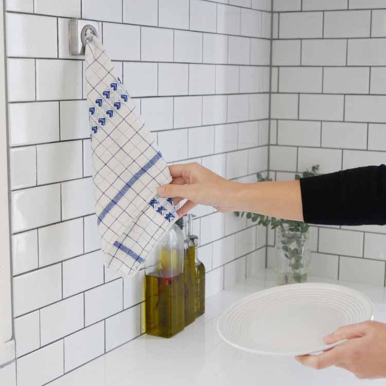 TOWEL HOLDER SQUARE