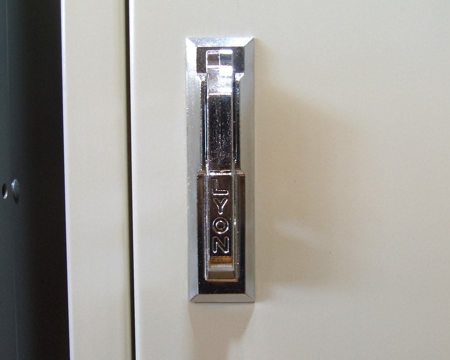 HALF LOCKER ハーフロッカー