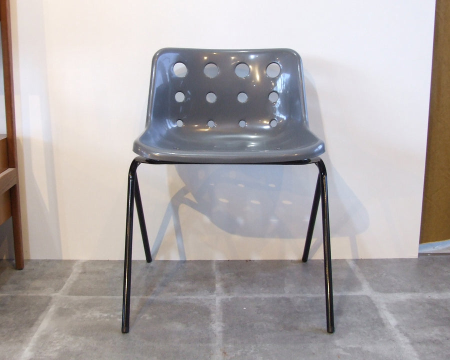 Loft POLO Chair Robin Day Polo Chair