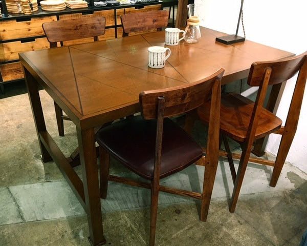 LOTUS DINING TABLE ロータスダイニングテーブル