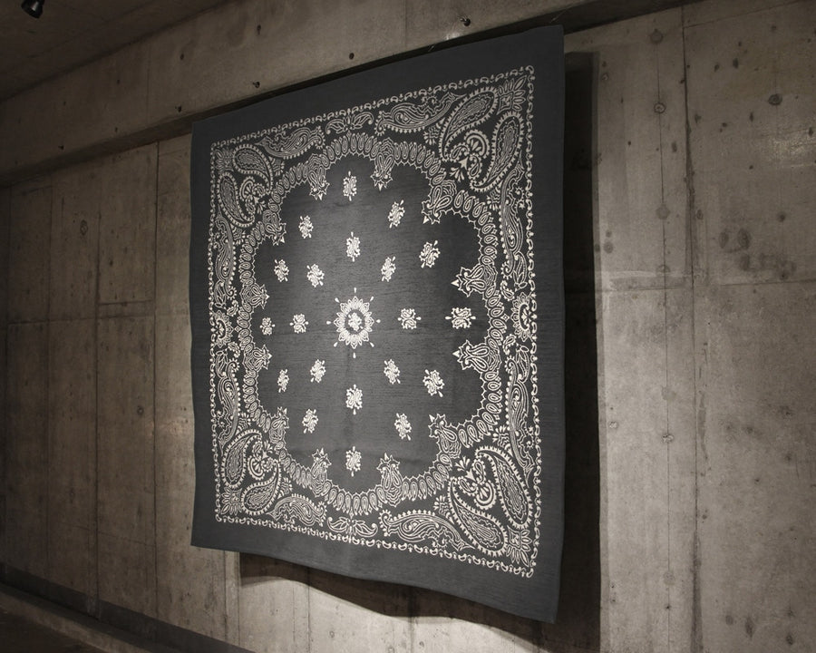 Paisley Bandana Rug Gray 180×180cm