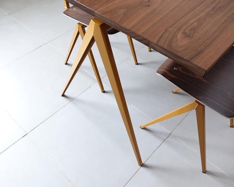 TD.4 Table Walnut O.Brown ガルファニタス S ウォールナット オーカーブラウン