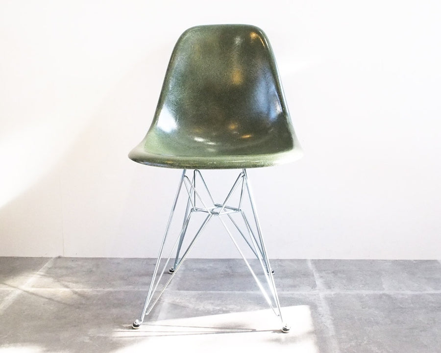 Eames side shell chair オリーブグリーン